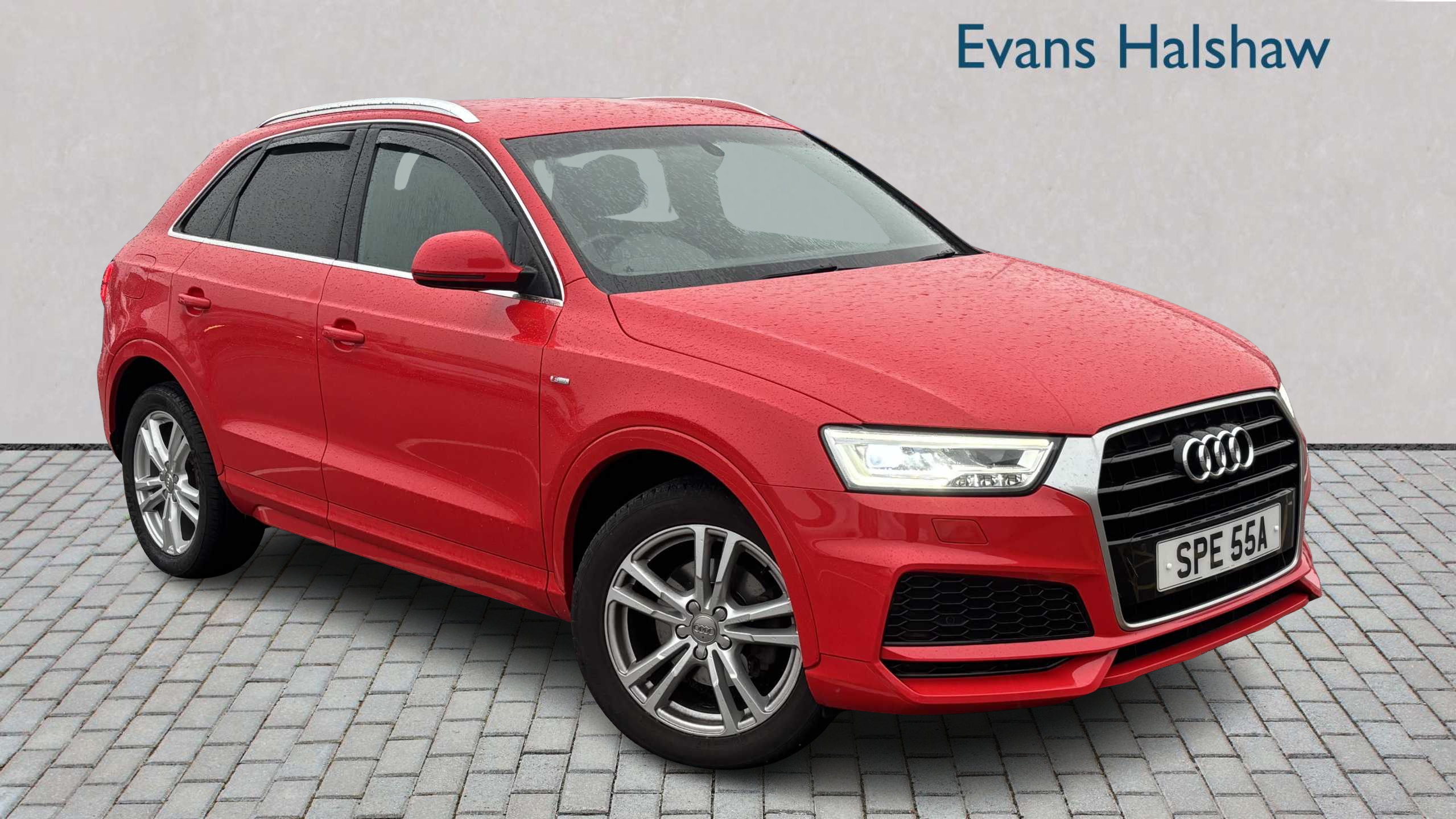 Main listing image - Audi Q3