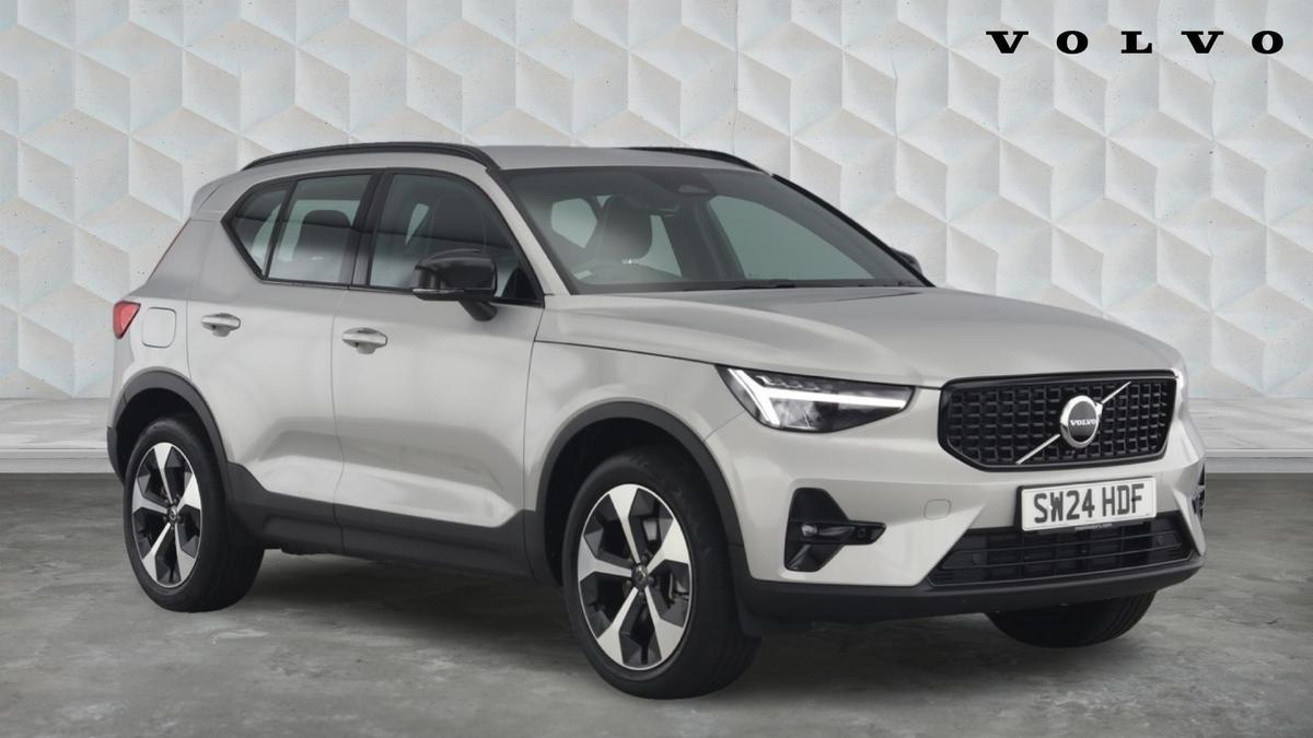 Main listing image - Volvo XC40