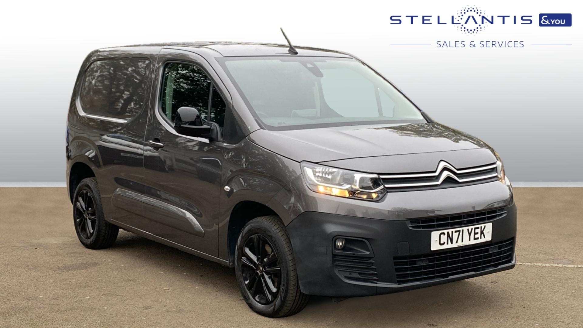 Main listing image - Citroen Berlingo Van