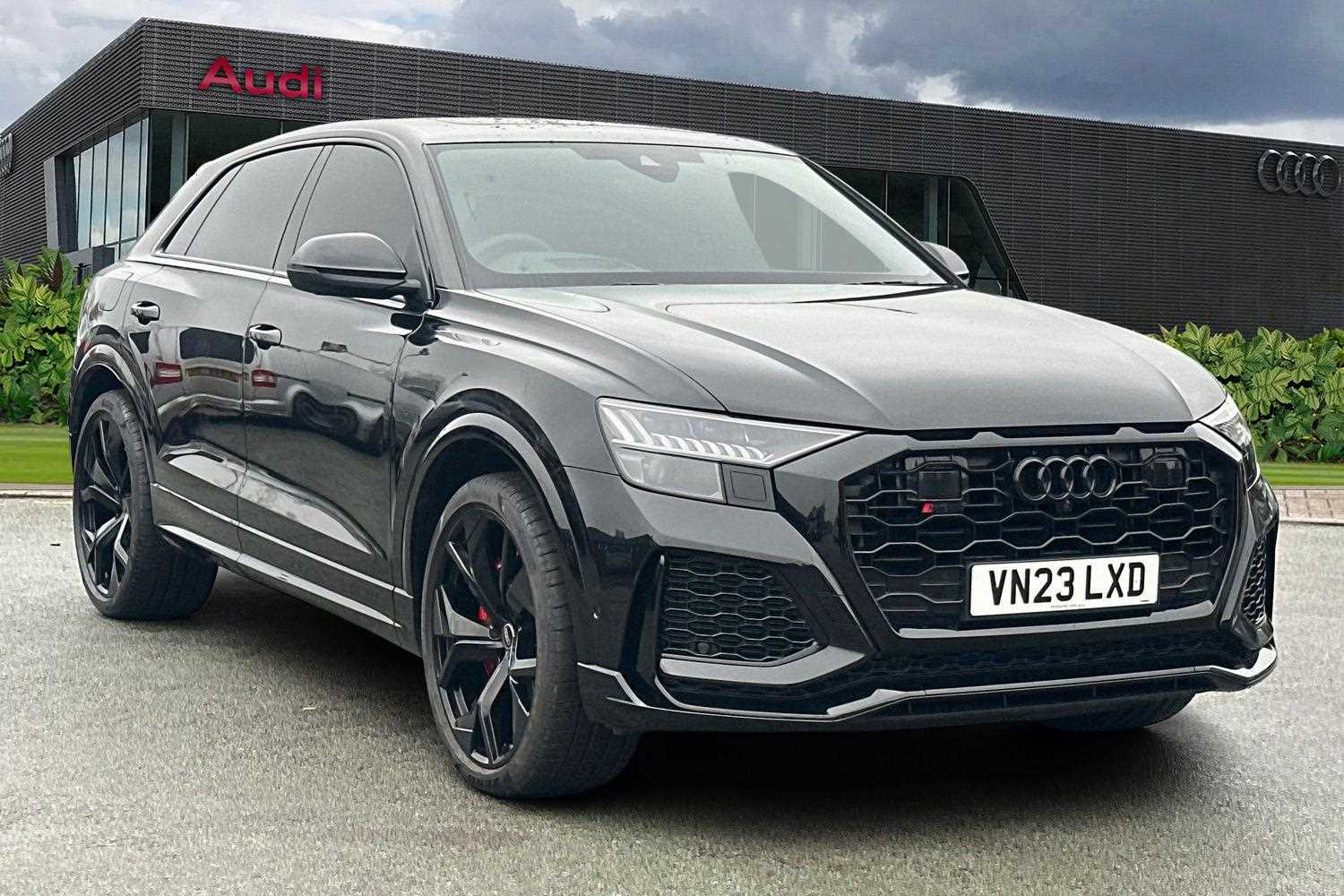 Main listing image - Audi RS Q8