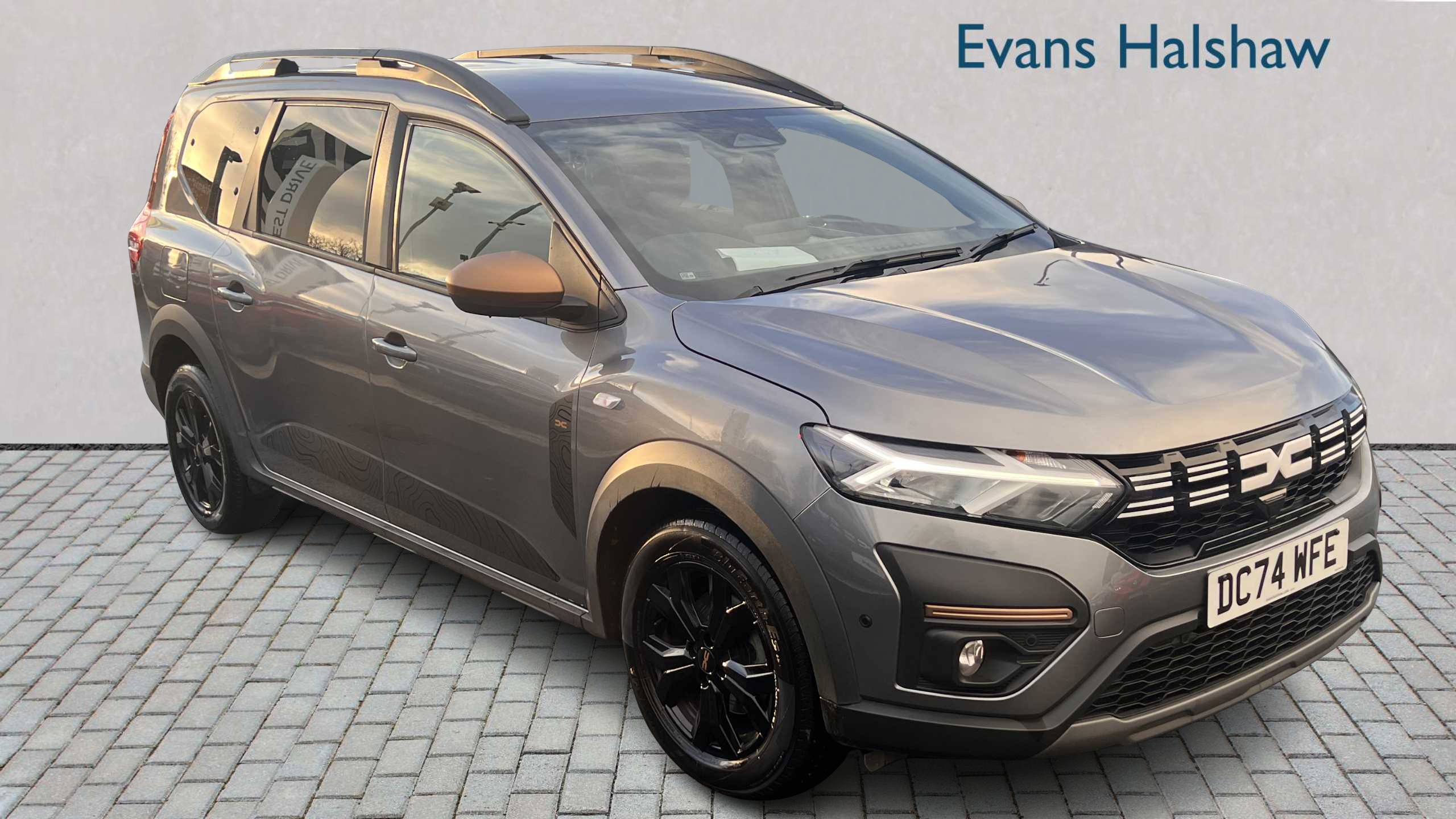 Main listing image - Dacia Jogger