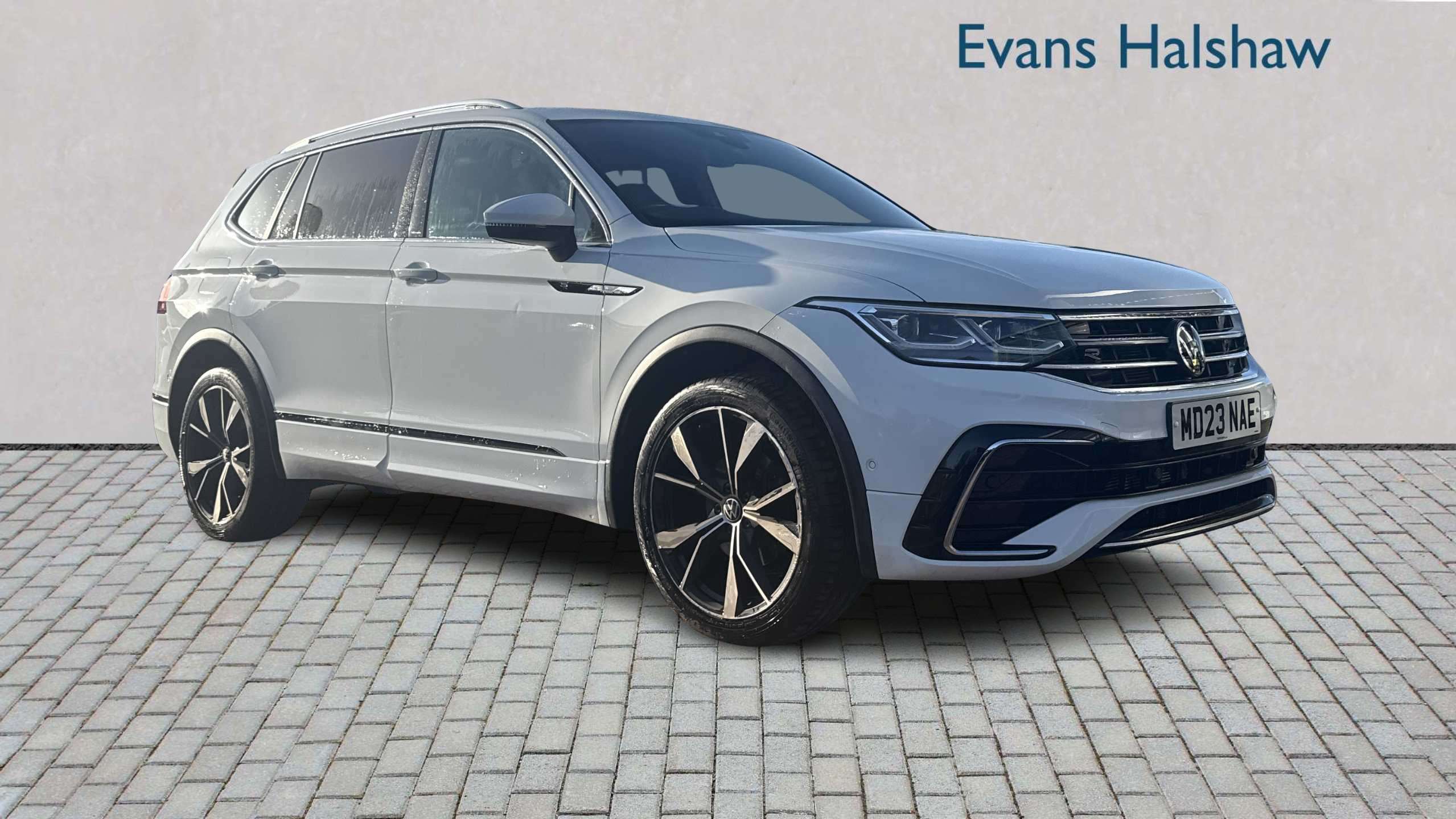 Main listing image - Volkswagen Tiguan Allspace