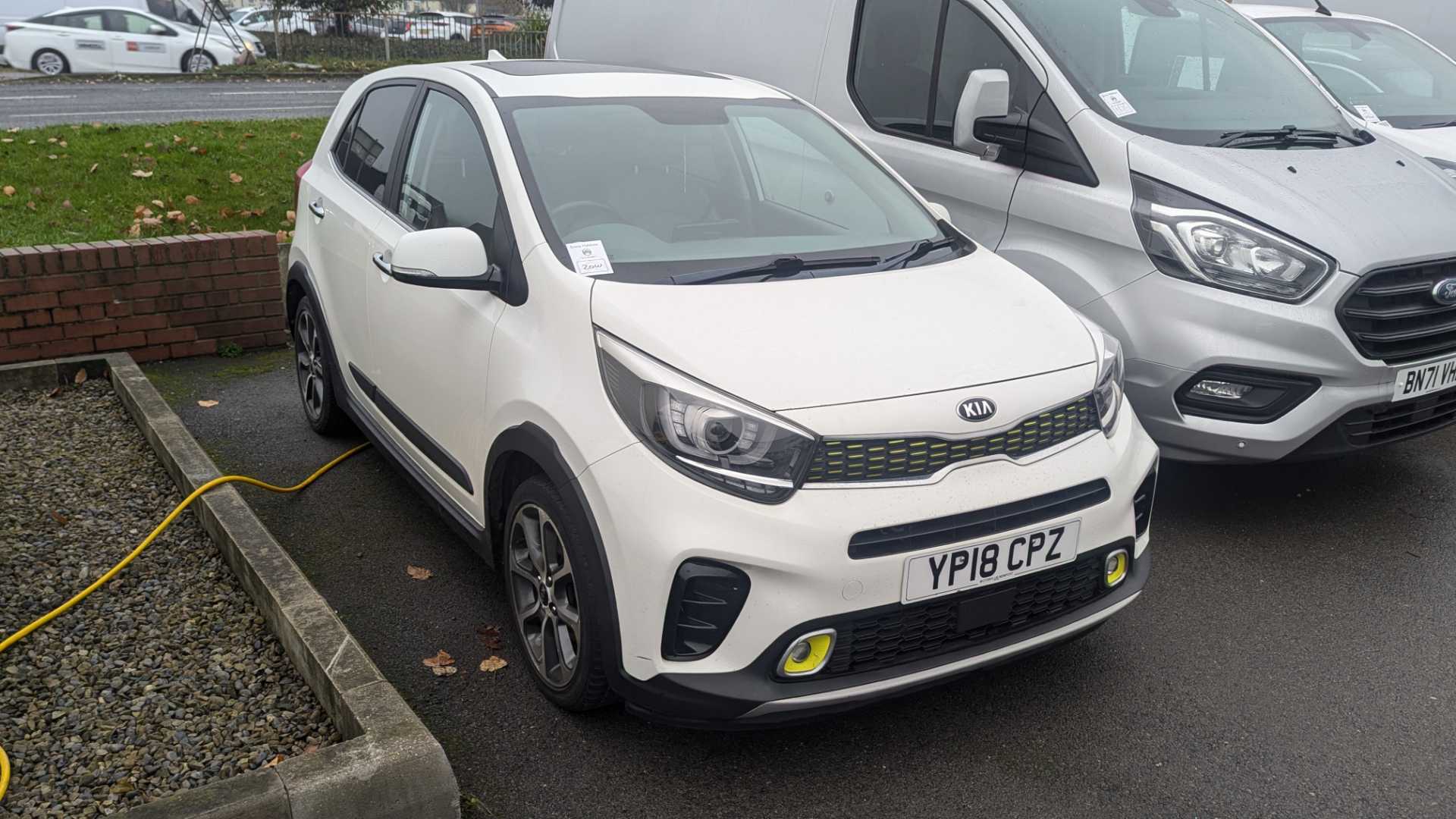 Main listing image - Kia Picanto