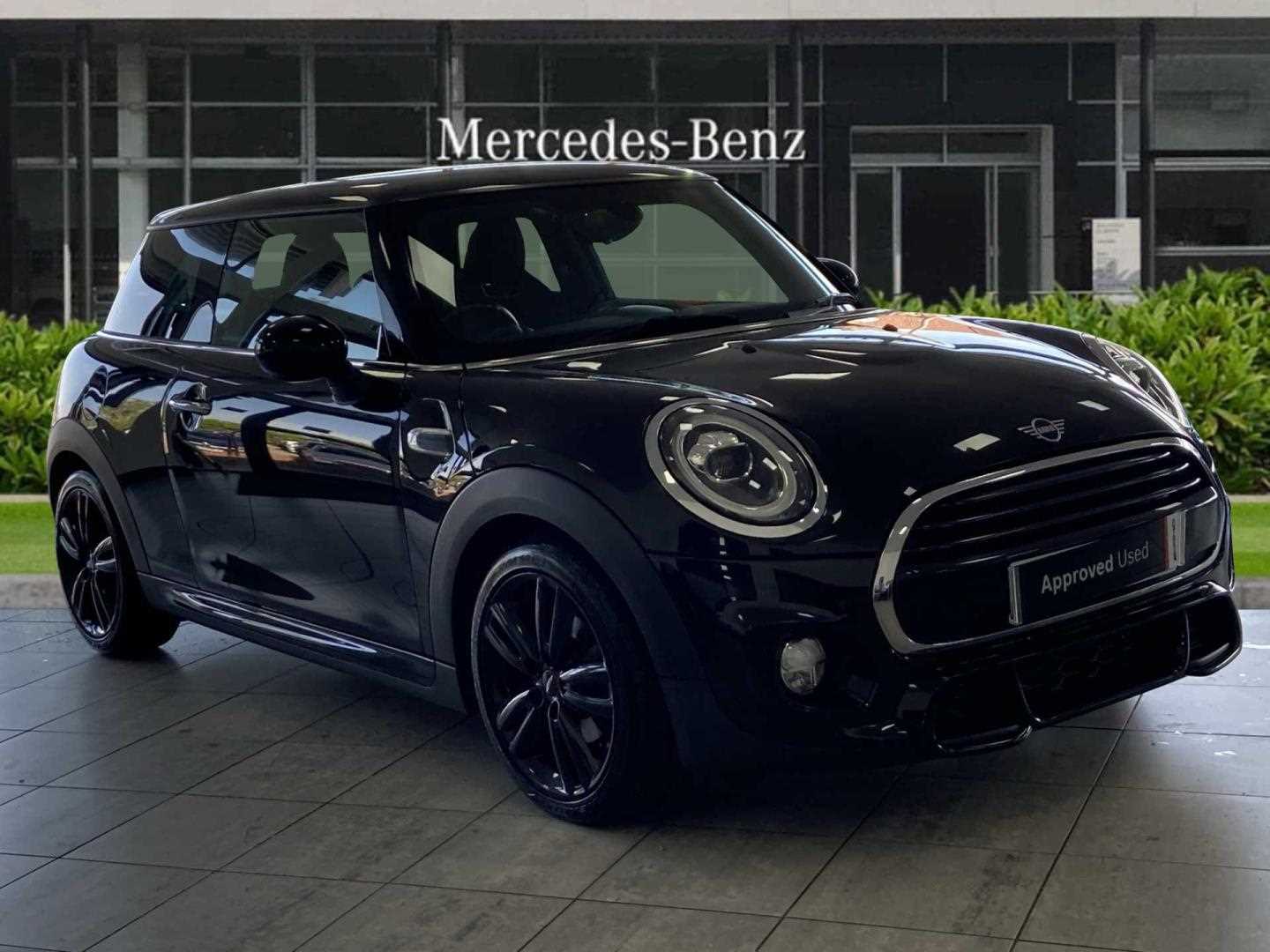 Main listing image - MINI Hatchback