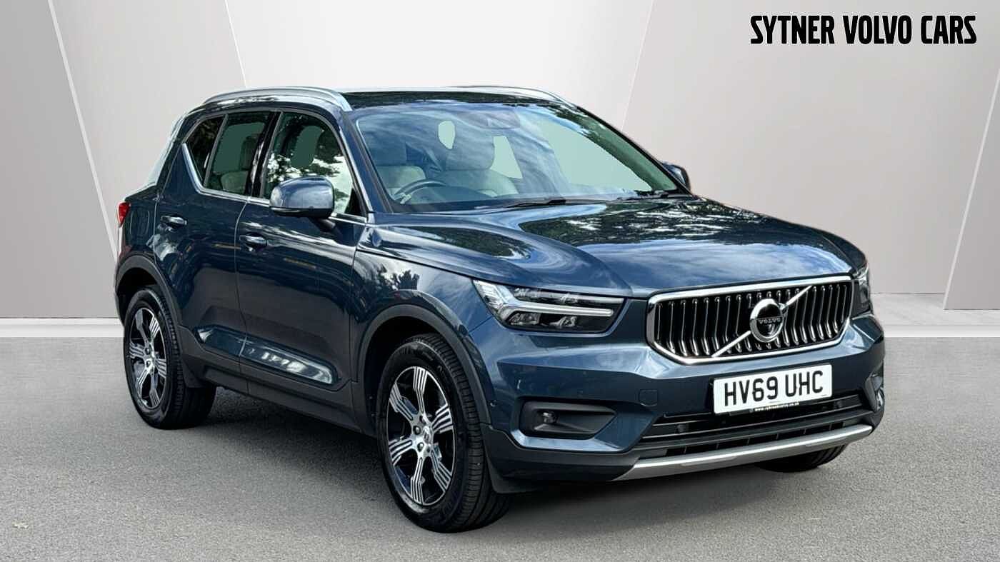 Main listing image - Volvo XC40