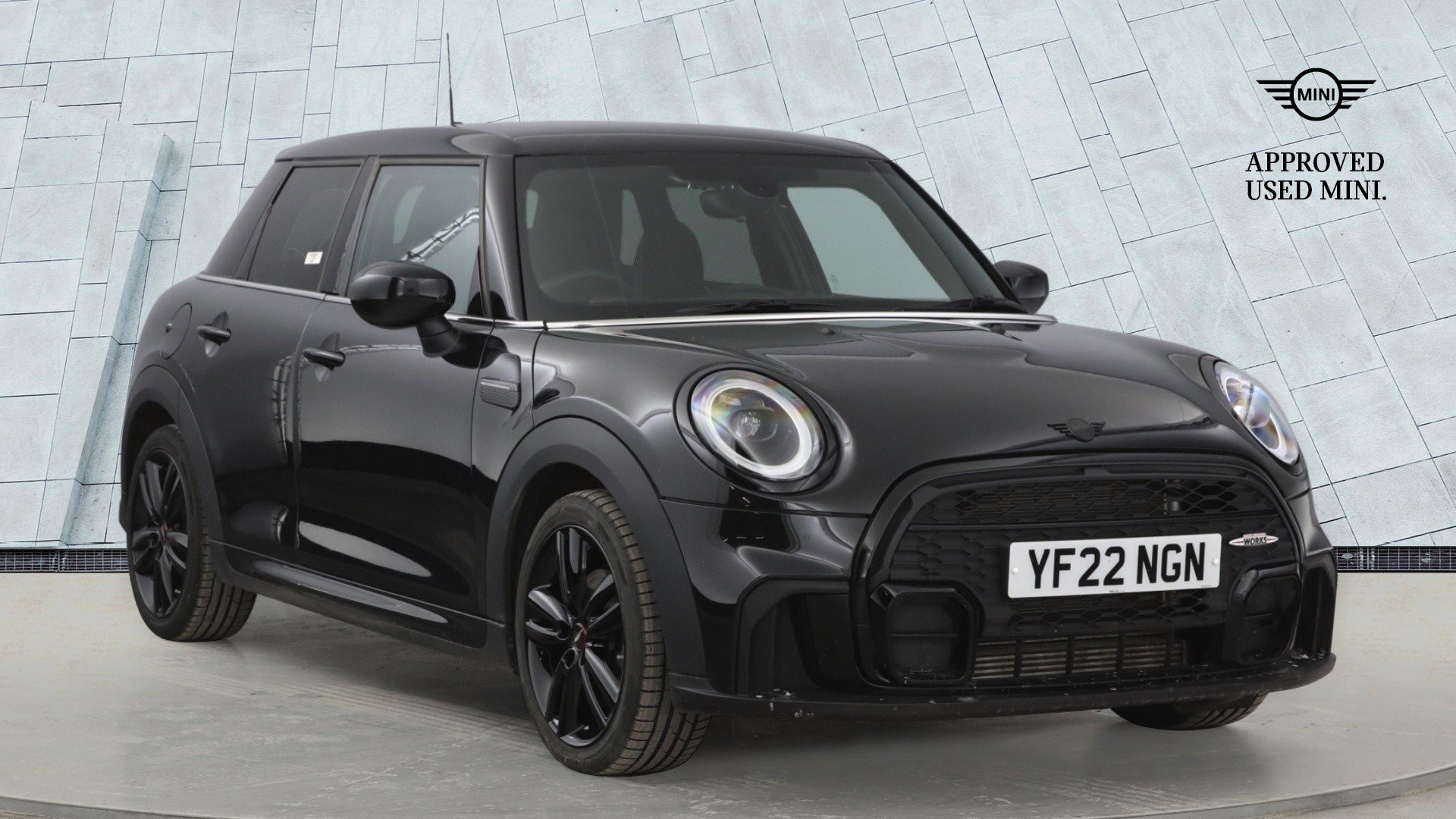 Main listing image - MINI Hatchback 5dr