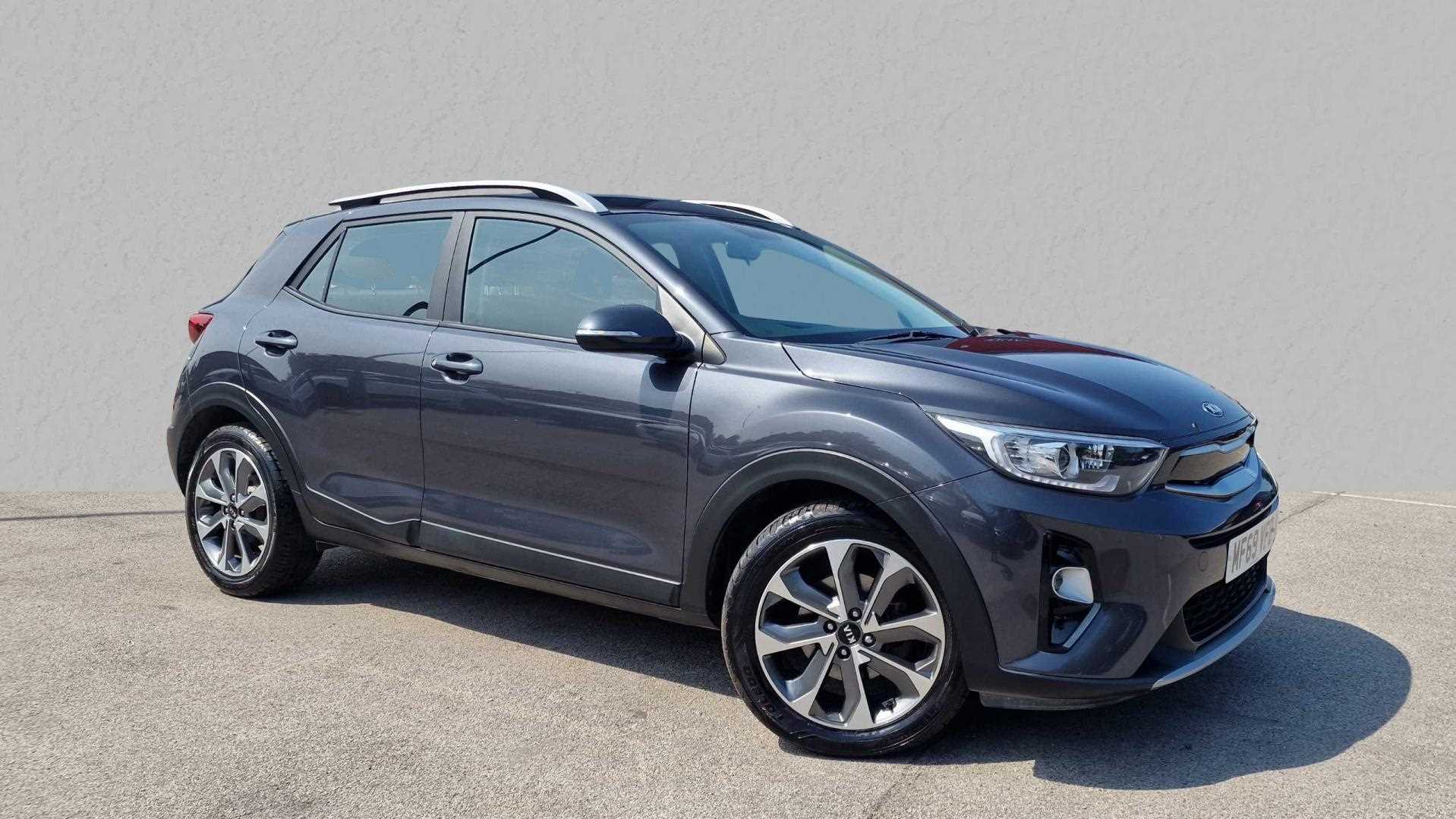 Main listing image - Kia Stonic