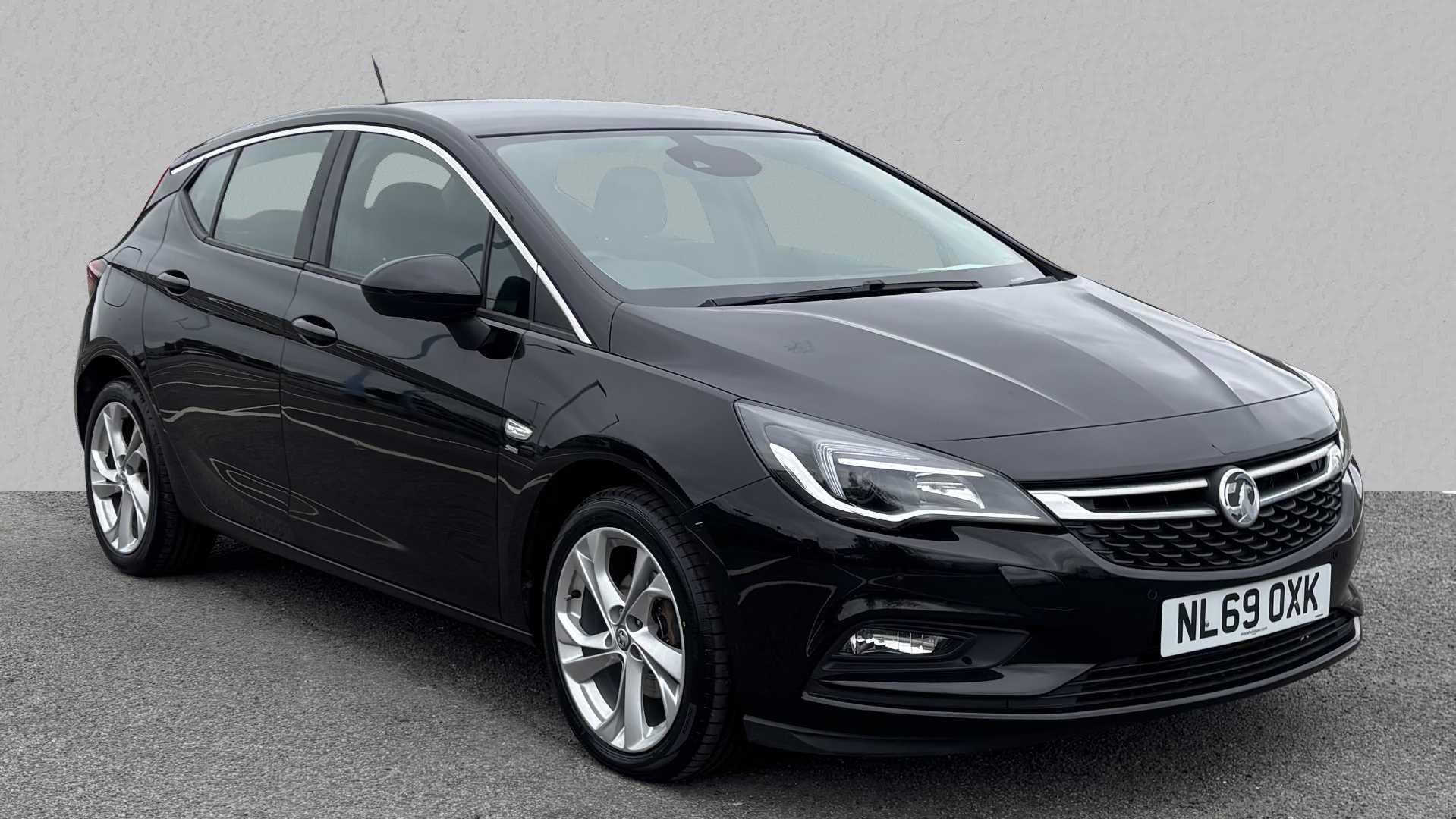 Main listing image - Vauxhall Astra