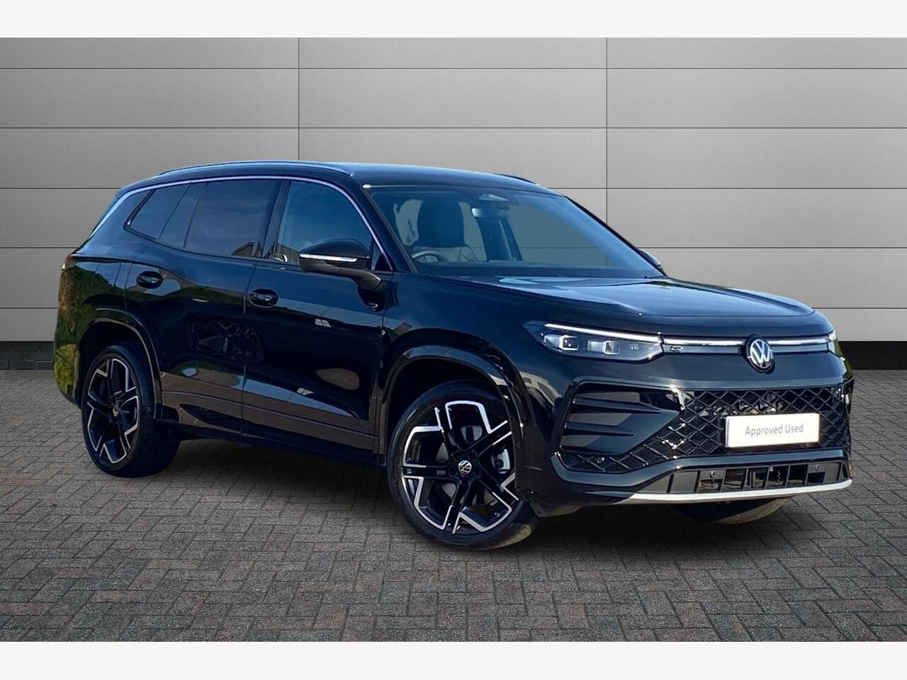 Main listing image - Volkswagen Tayron