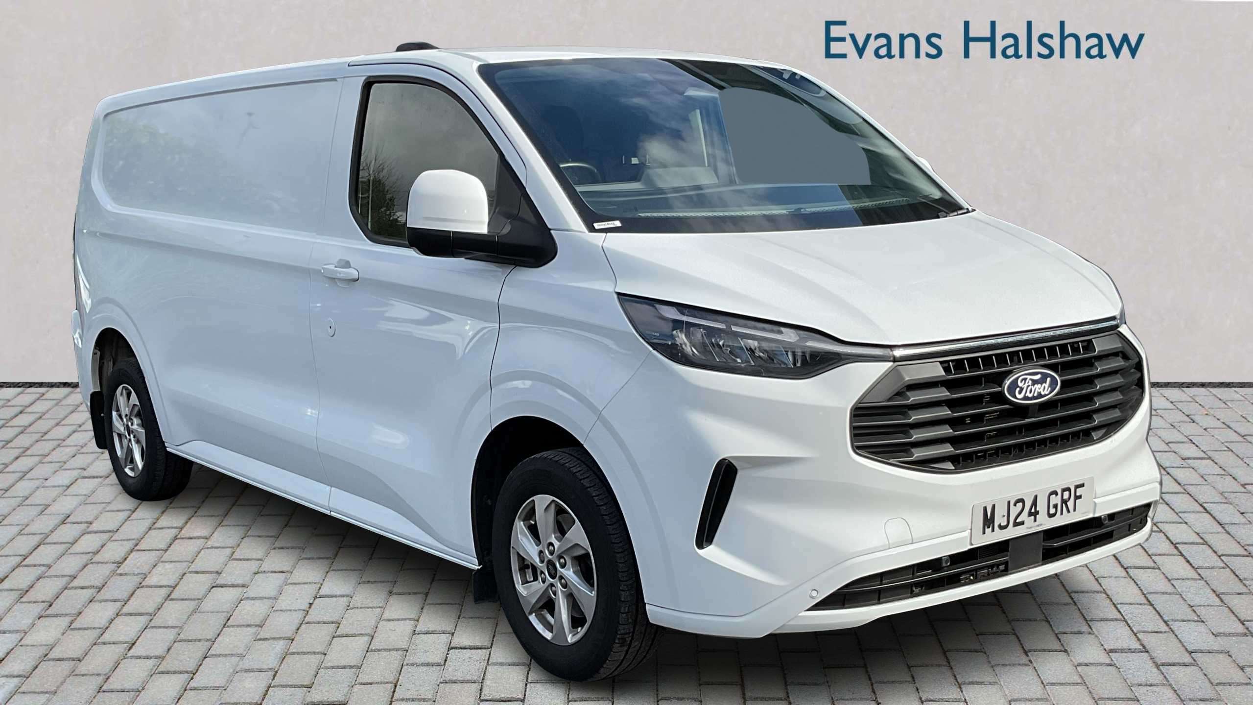 Main listing image - Ford Transit Custom