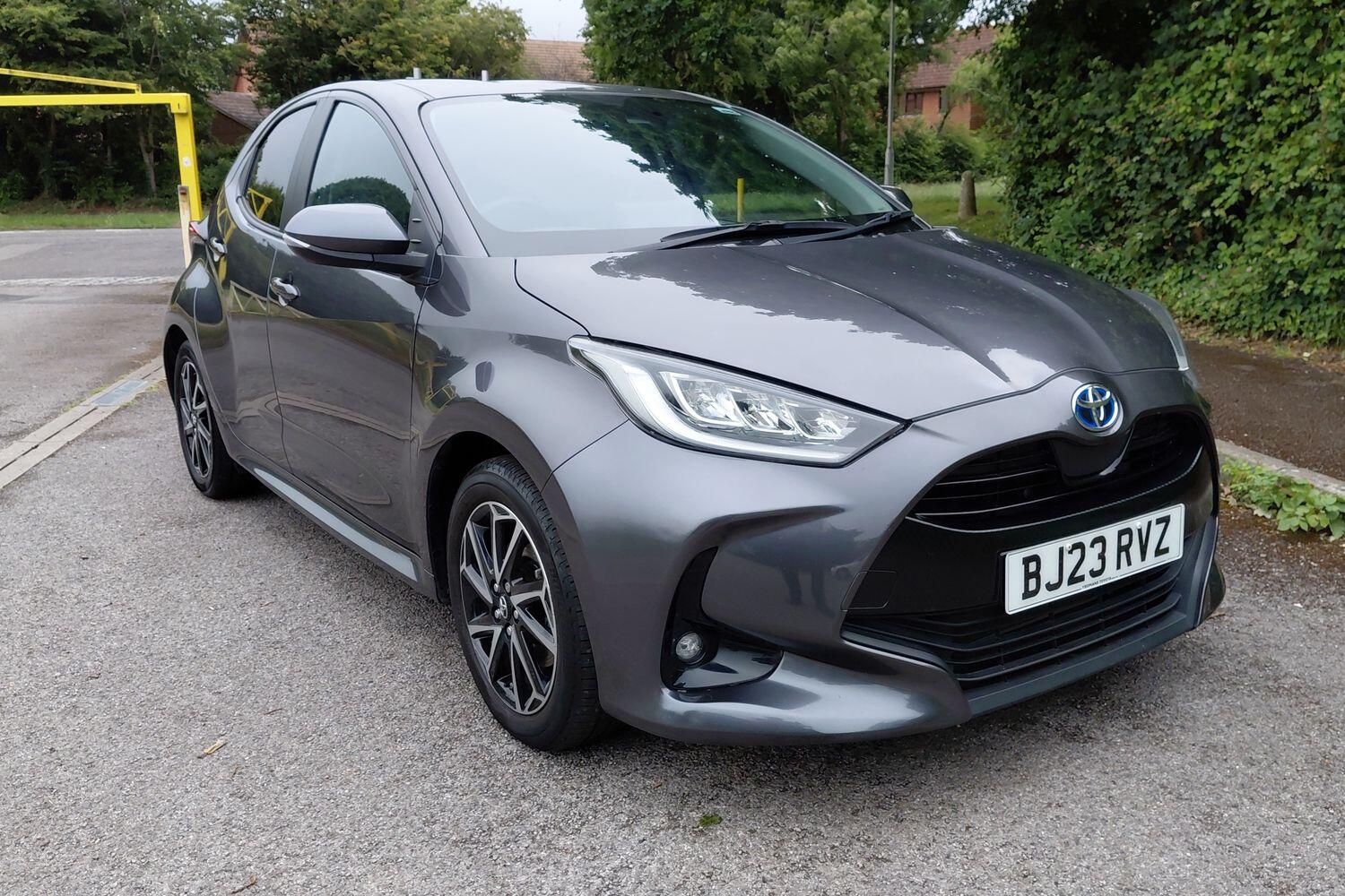 Main listing image - Toyota Yaris