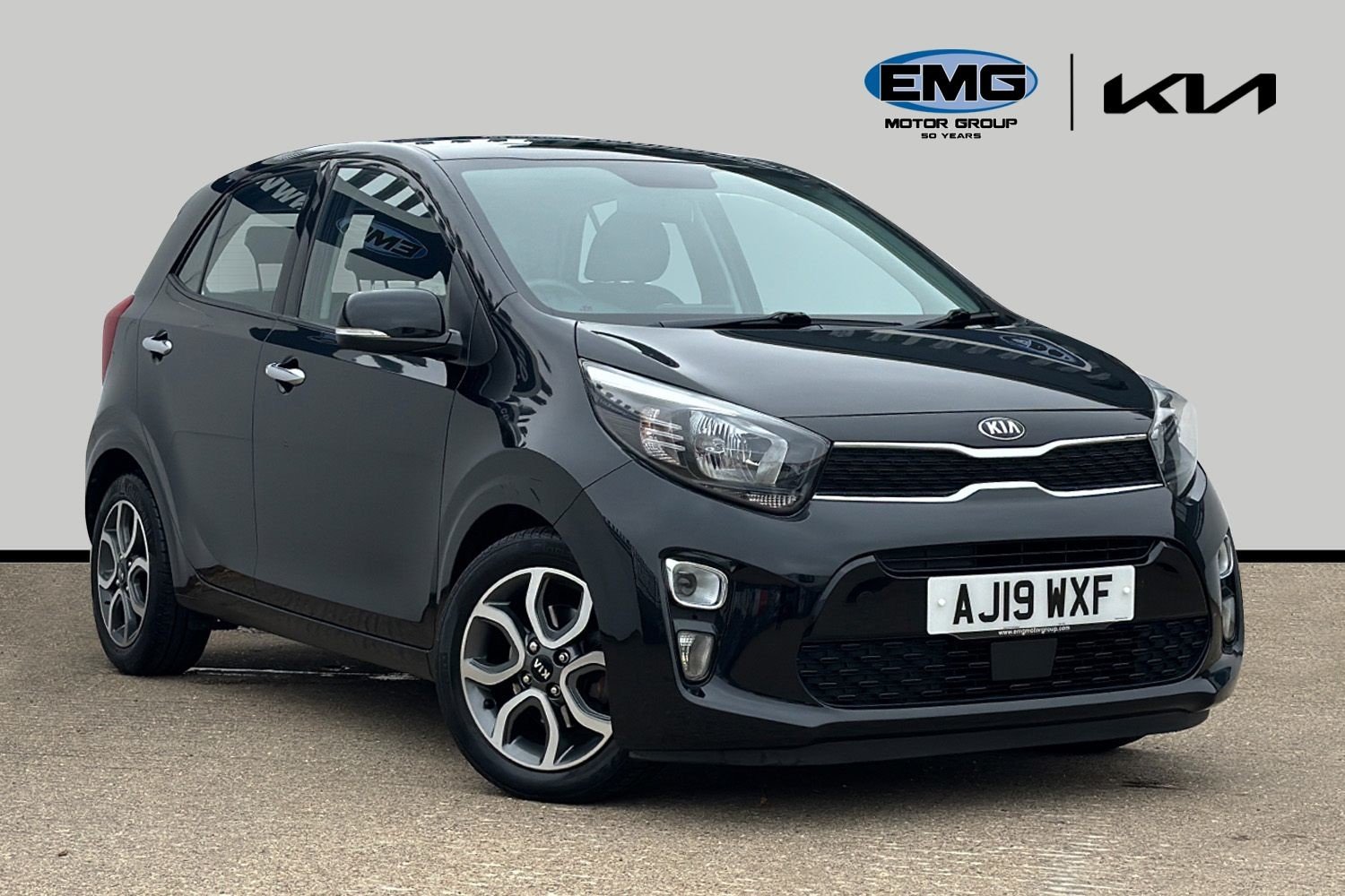 Main listing image - Kia Picanto