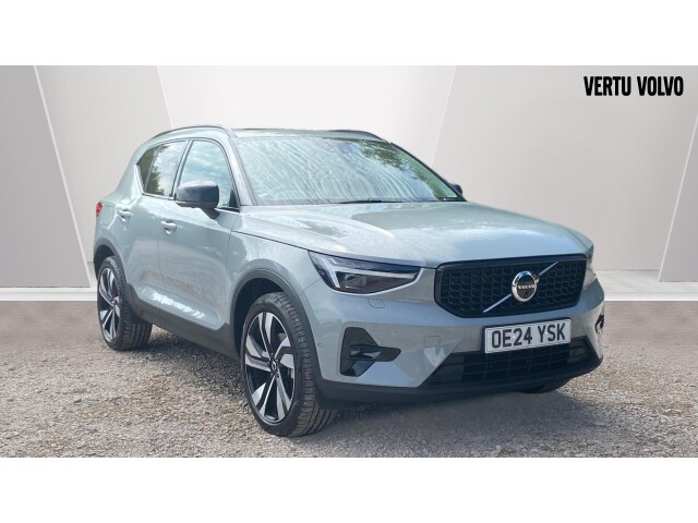 Main listing image - Volvo XC40