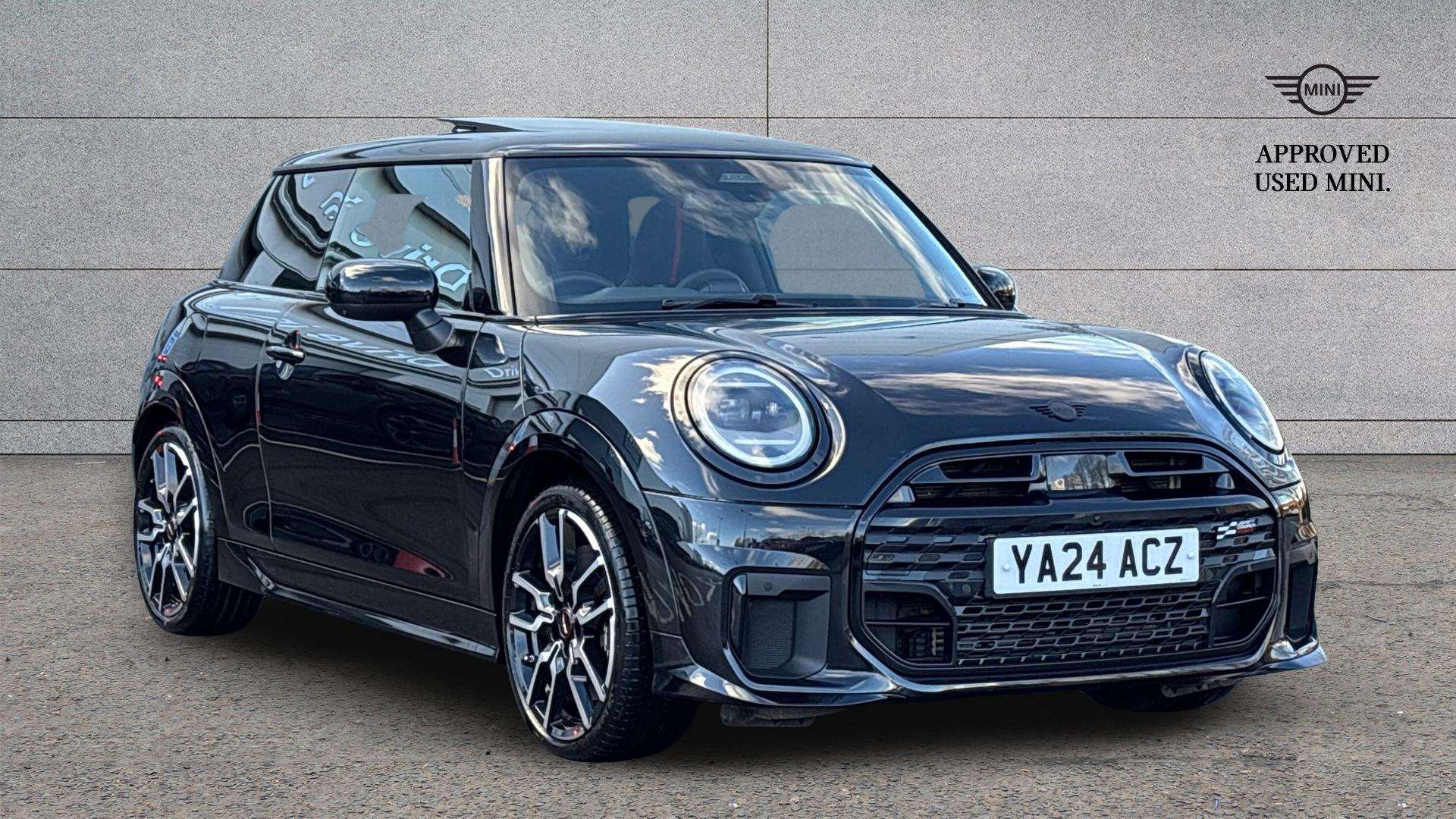 Main listing image - MINI Hatchback