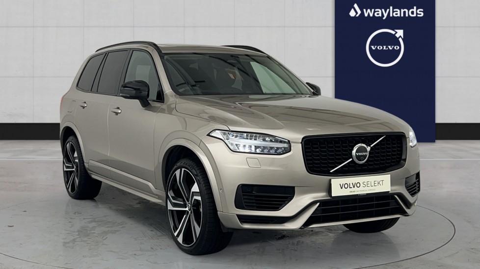 Main listing image - Volvo XC90