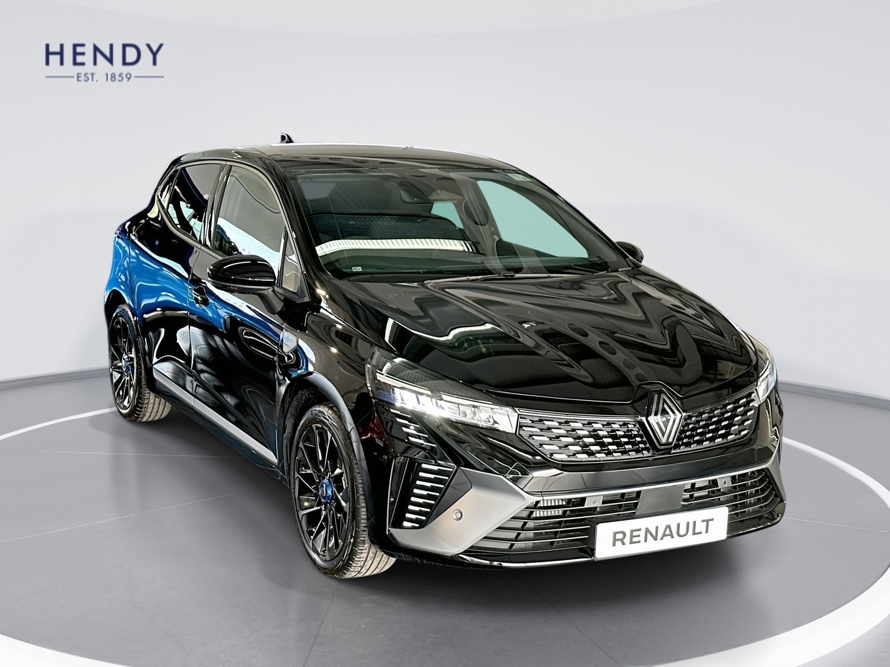 Main listing image - Renault Clio
