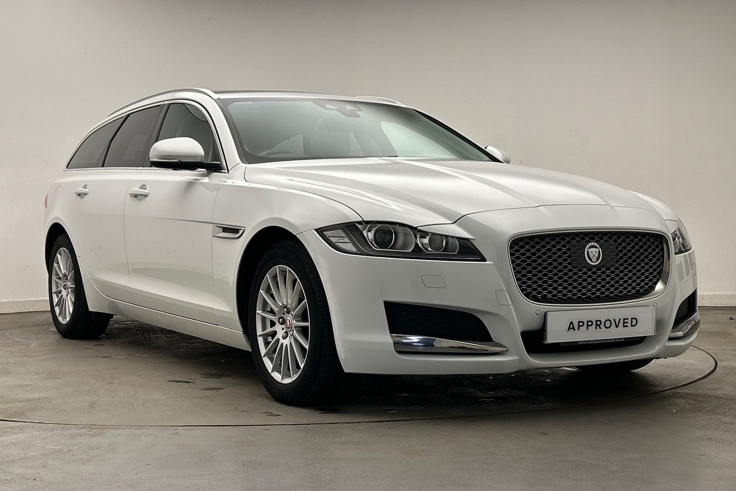 Main listing image - Jaguar XF Sportbrake