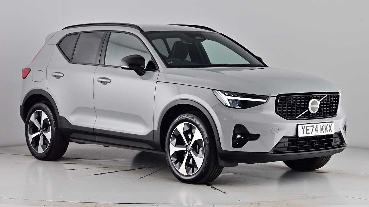 Main listing image - Volvo XC40