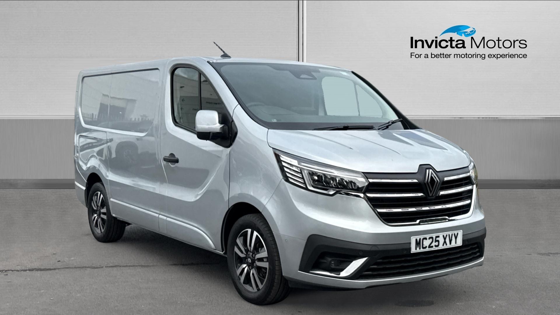 Main listing image - Renault Trafic