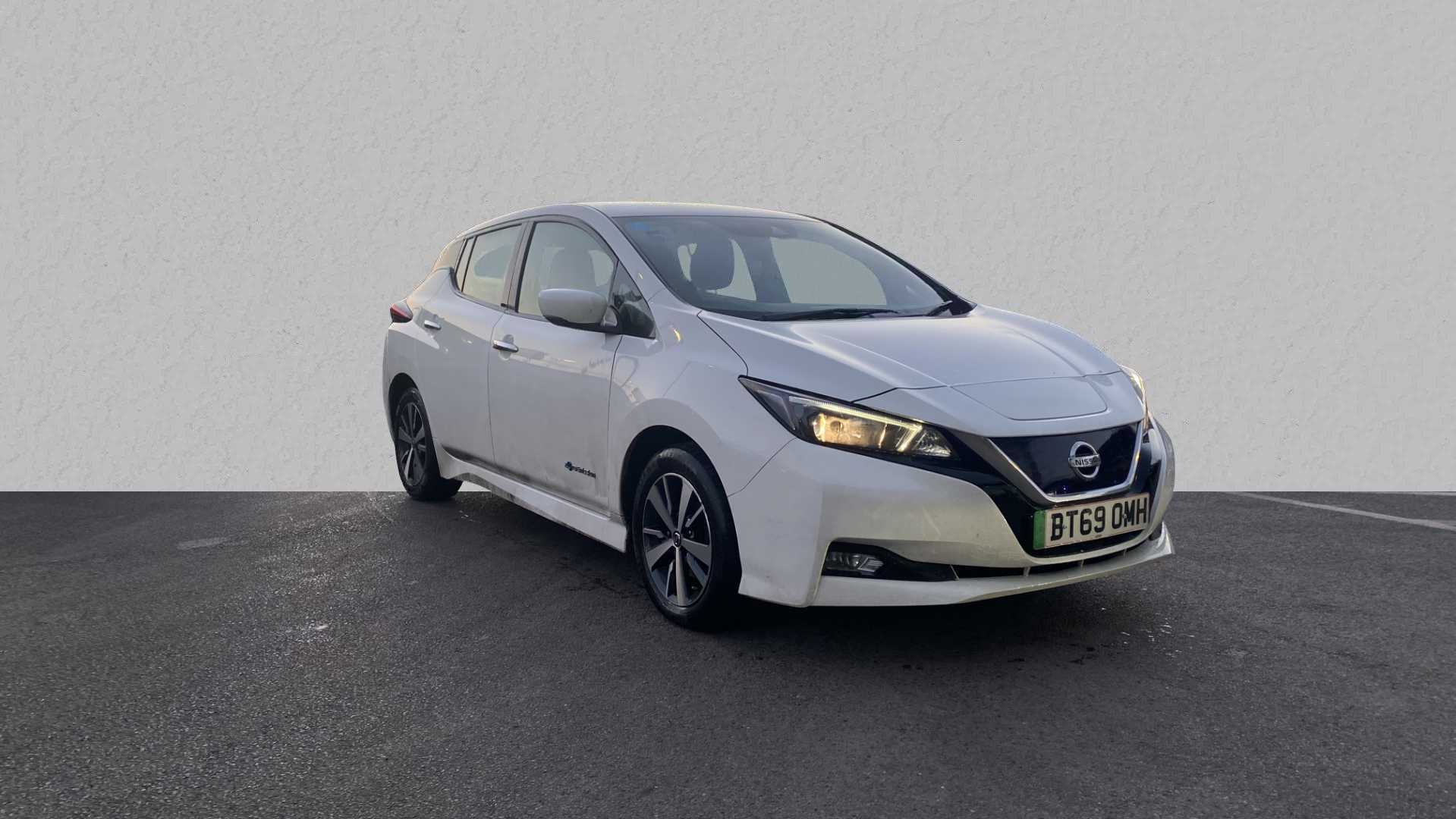 Main listing image - Nissan Leaf