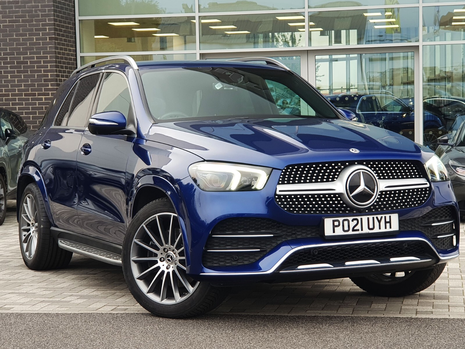 Main listing image - Mercedes-Benz GLE