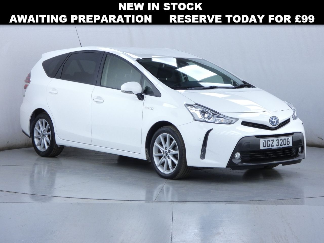 Main listing image - Toyota Prius+