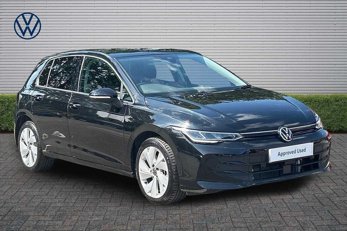 Main listing image - Volkswagen Golf