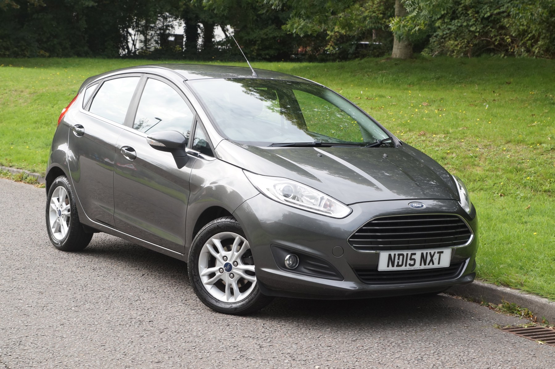 Main listing image - Ford Fiesta
