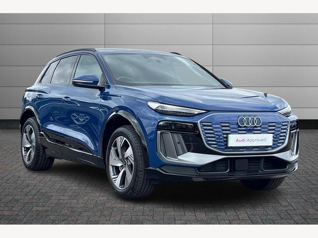 Main listing image - Audi Q6 e-tron