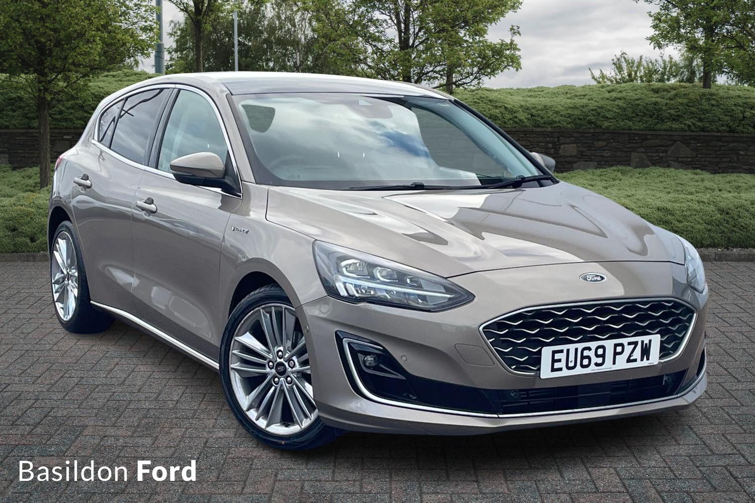 Main listing image - Ford Focus Vignale