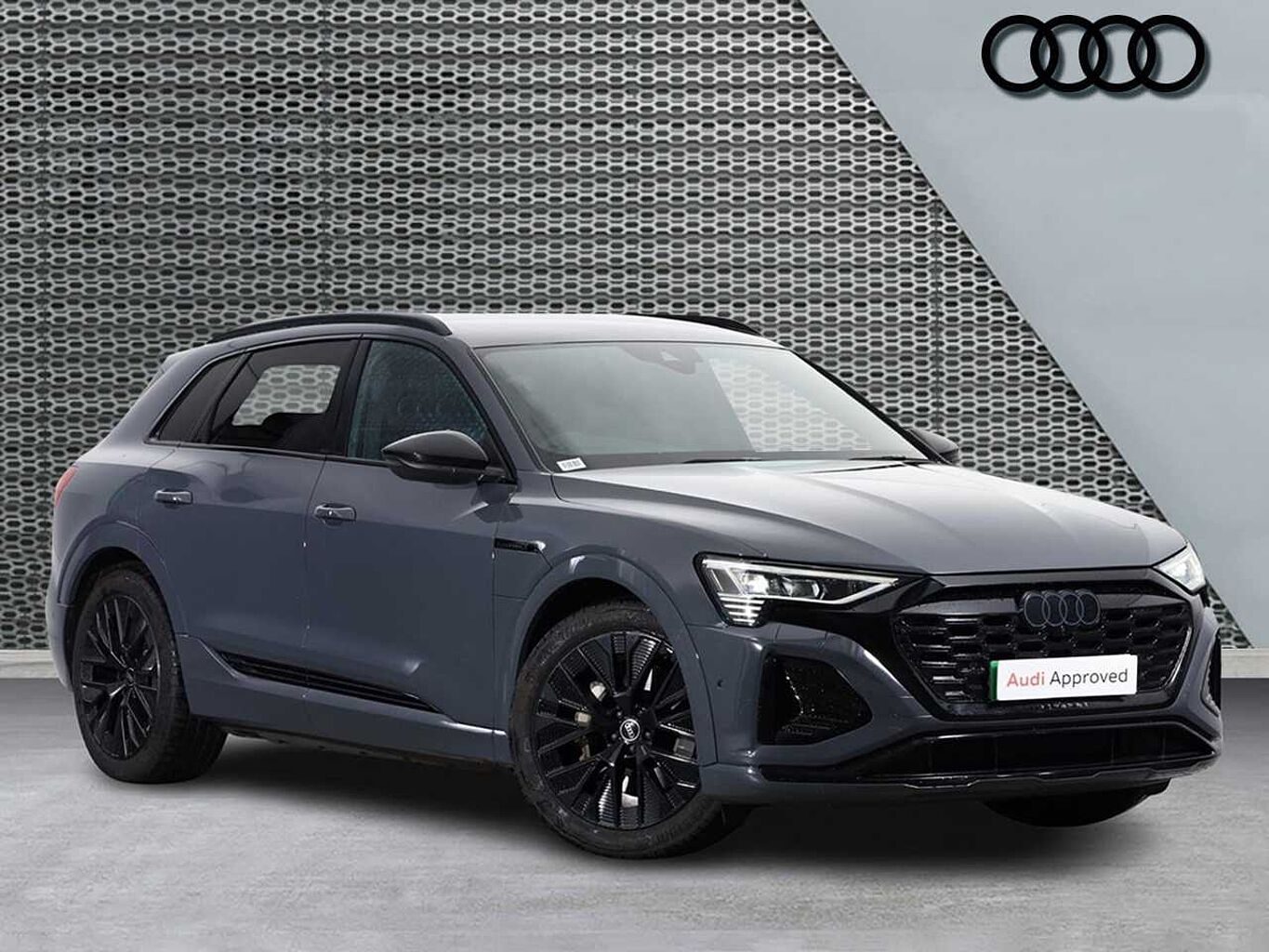 Main listing image - Audi Q8