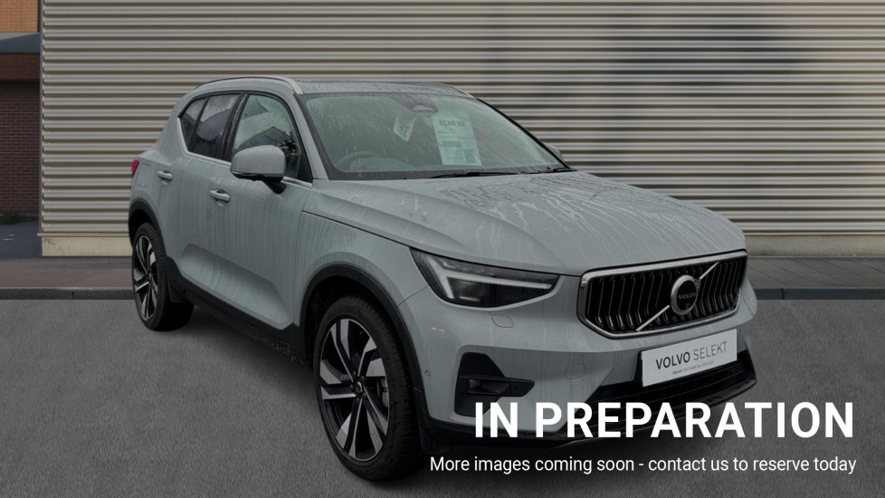 Main listing image - Volvo XC40