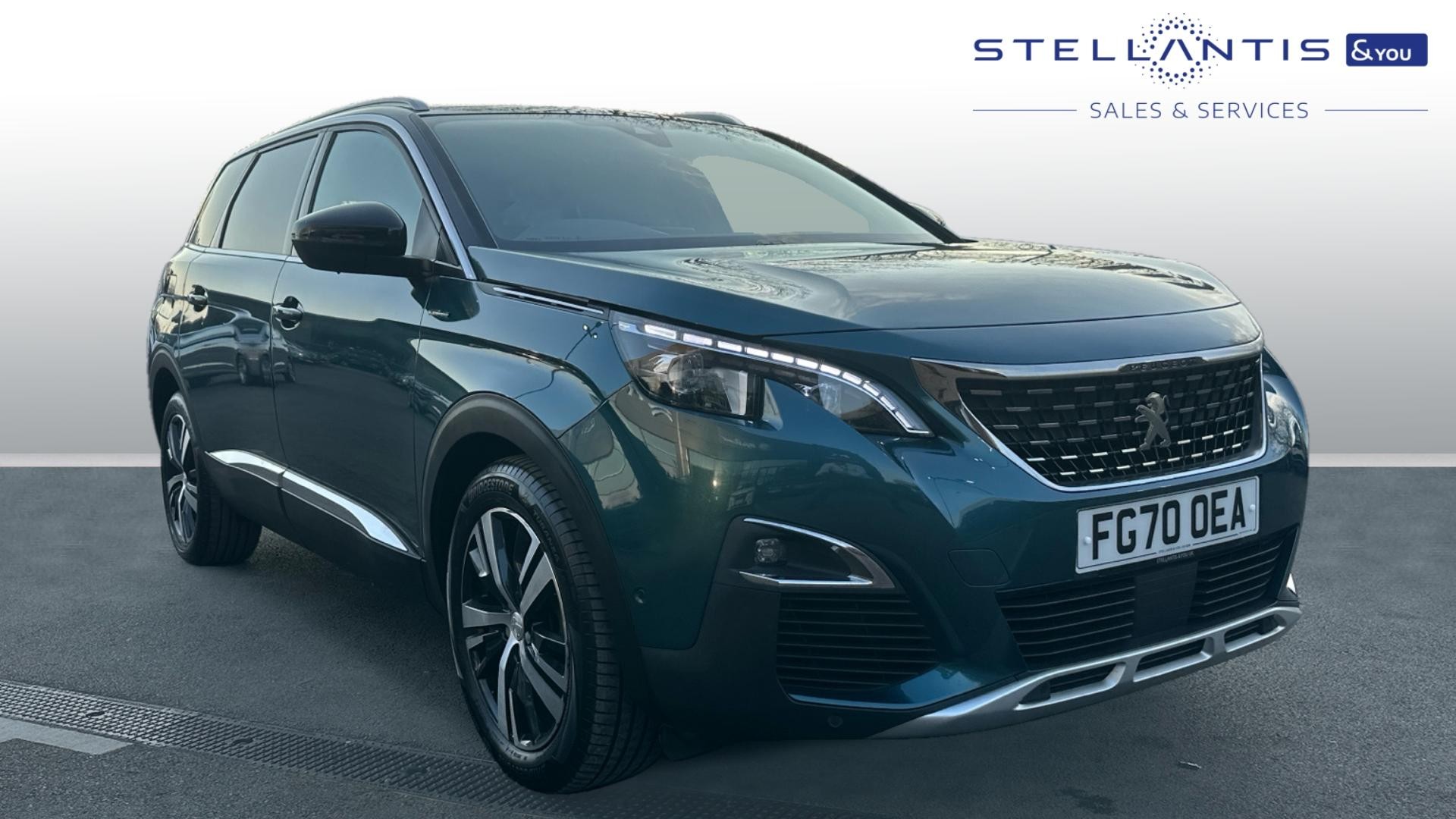 Main listing image - Peugeot 5008