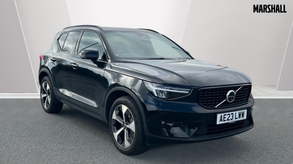 Main listing image - Volvo XC40