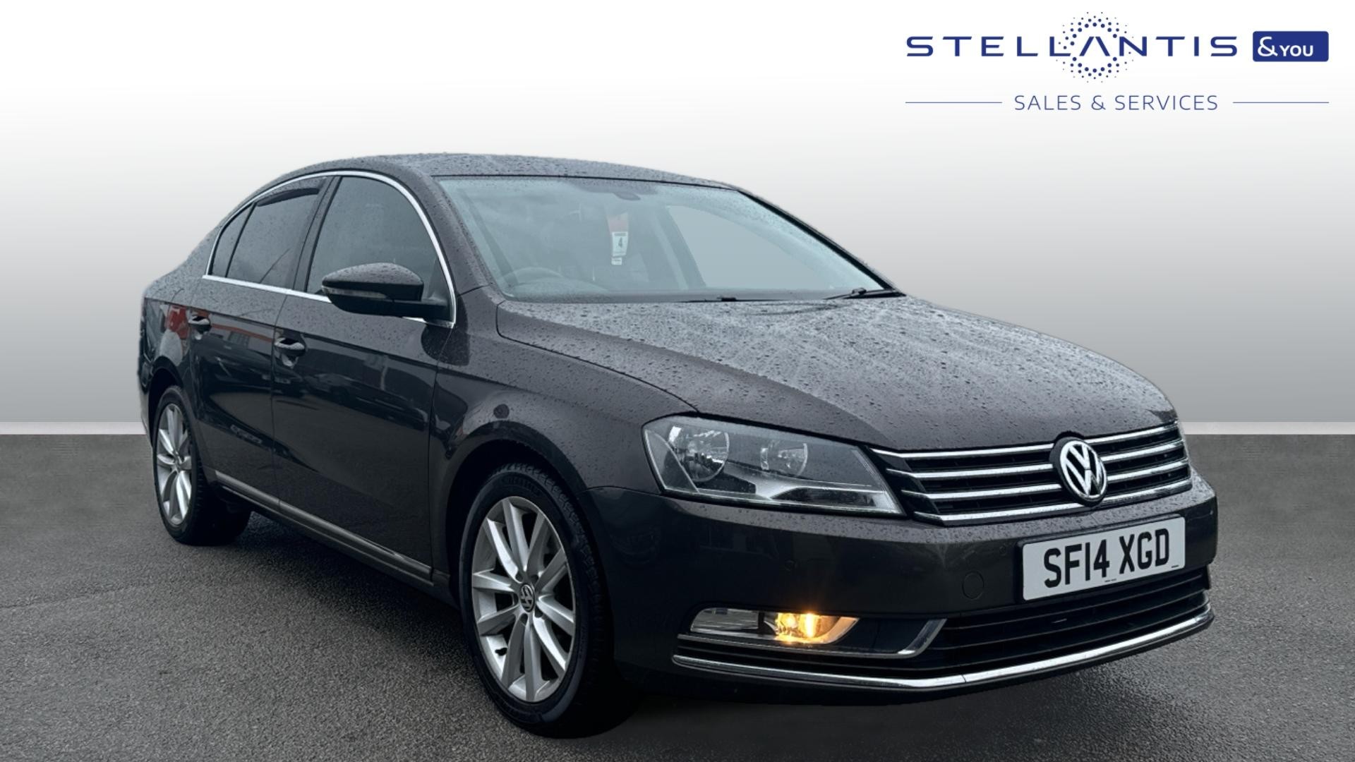 Main listing image - Volkswagen Passat