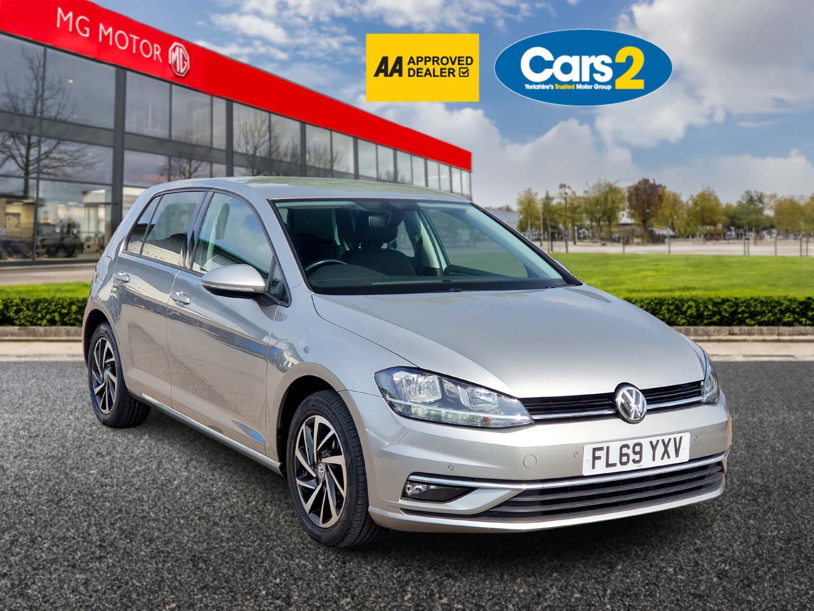 Main listing image - Volkswagen Golf