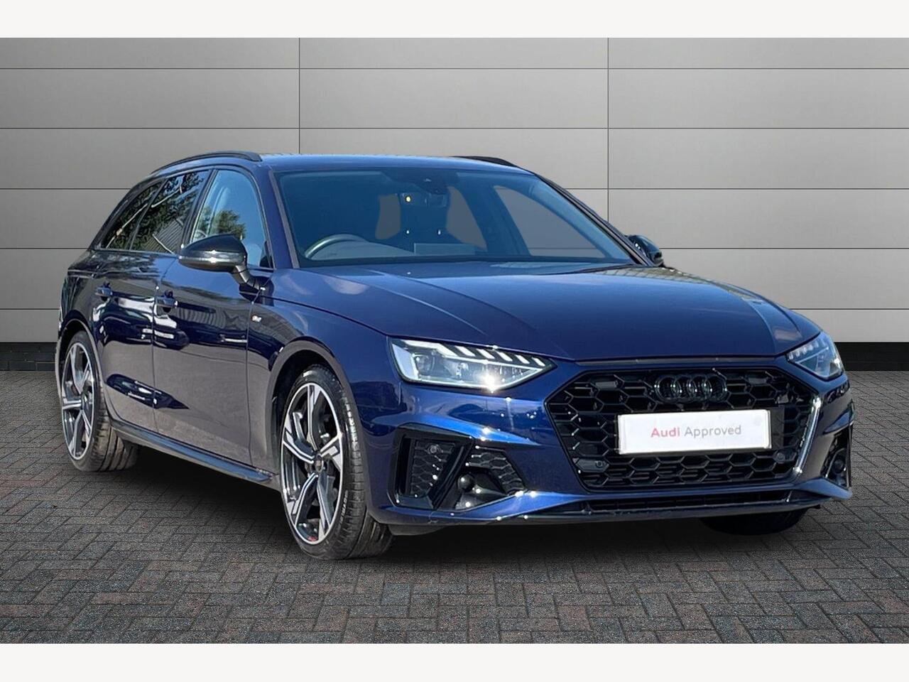 Main listing image - Audi A4
