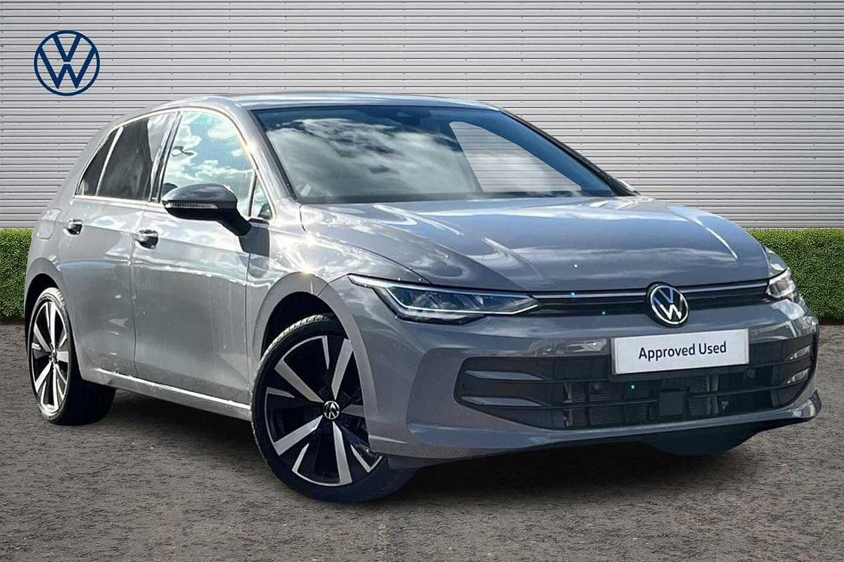 Main listing image - Volkswagen Golf
