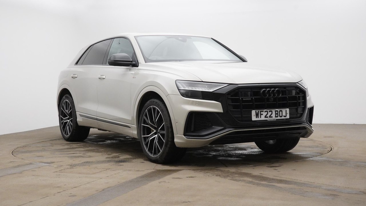 Main listing image - Audi Q8