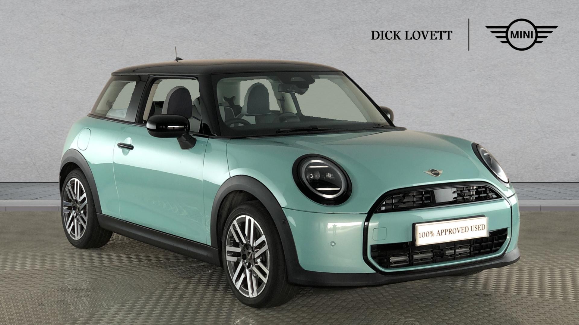 Main listing image - MINI Hatchback