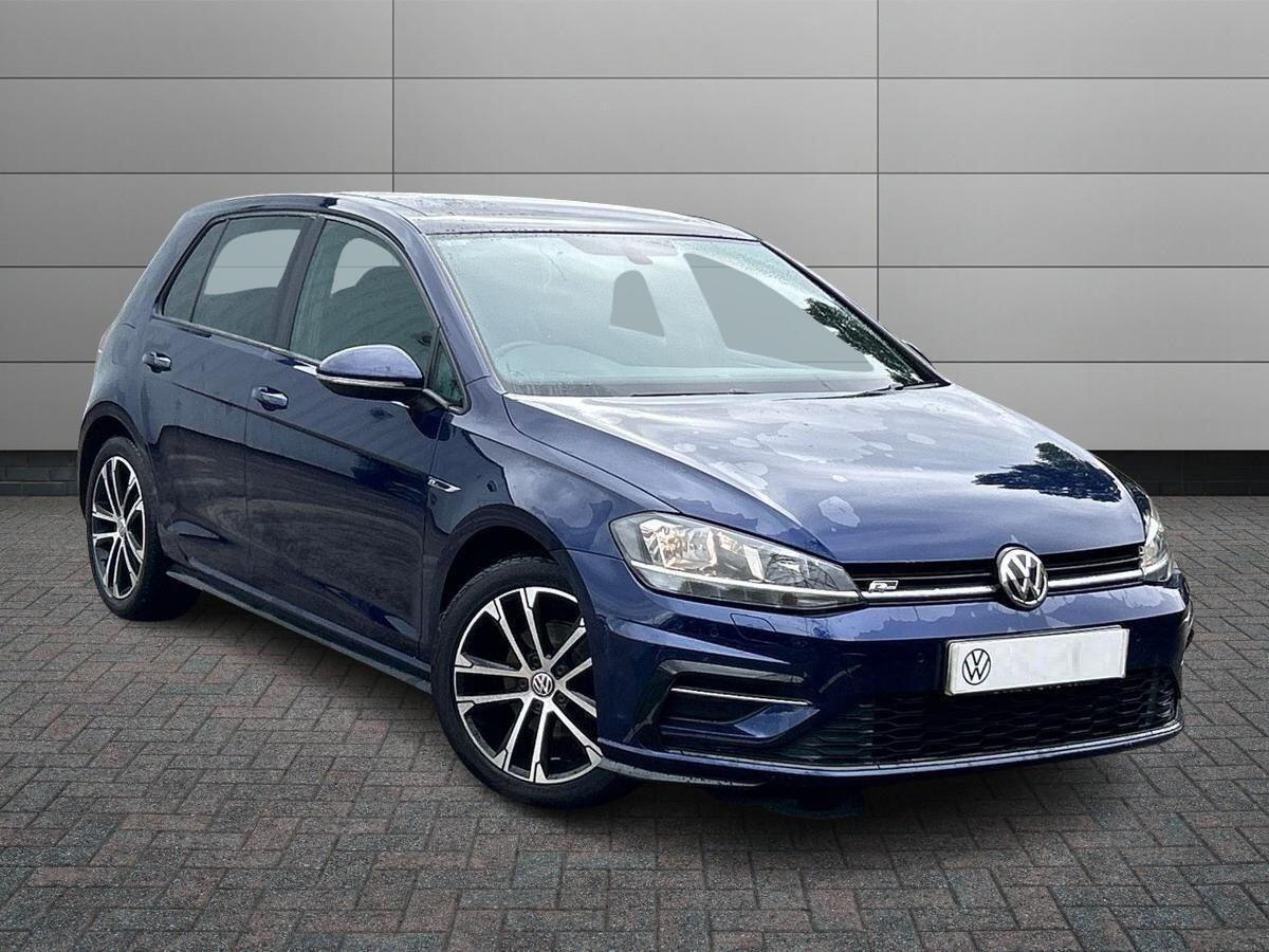 Main listing image - Volkswagen Golf