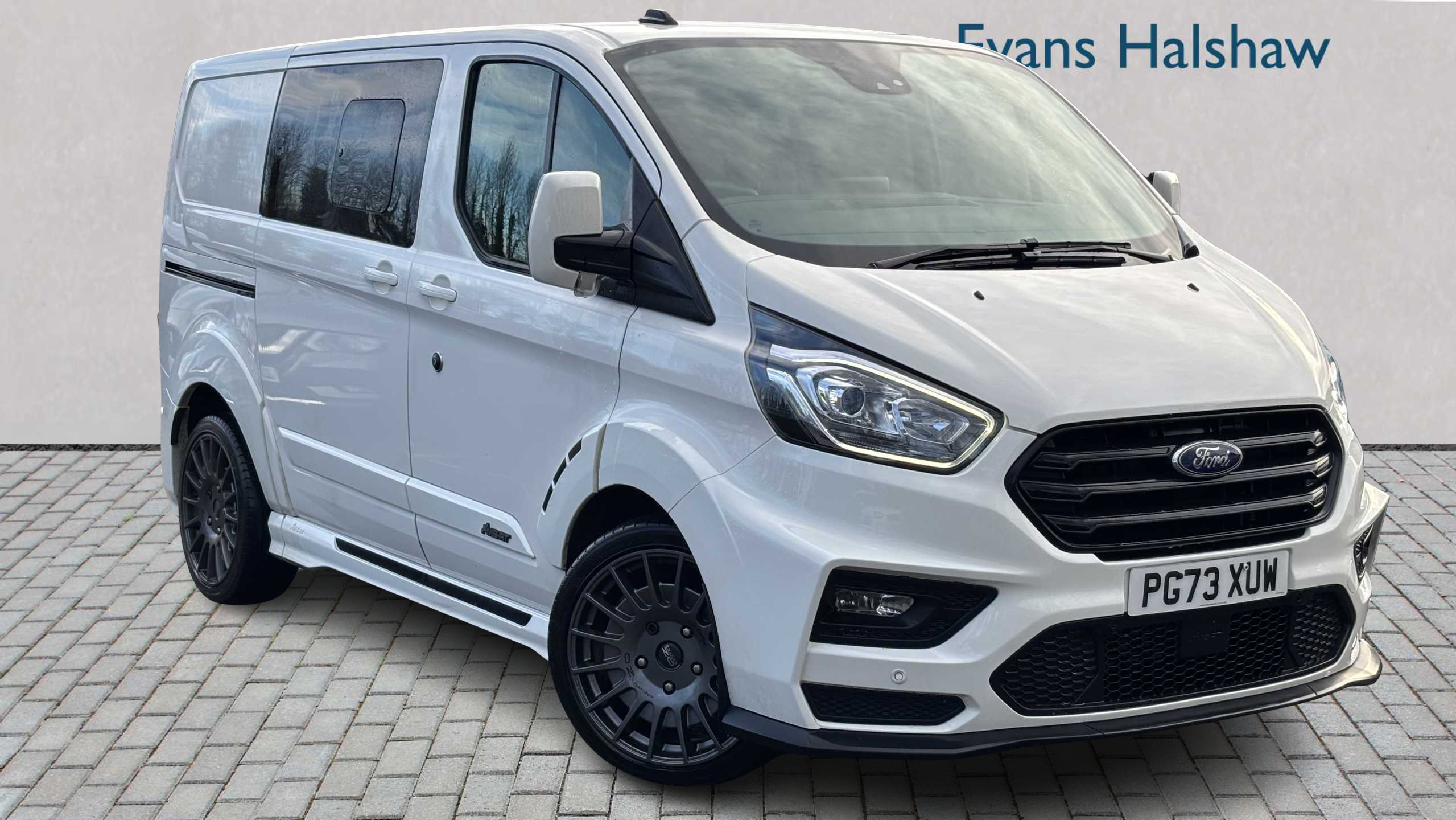 Main listing image - Ford Transit Custom