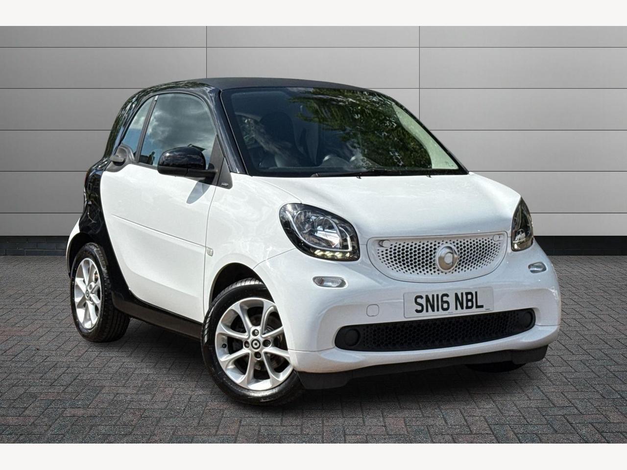 Main listing image - Smart Fortwo Coupe