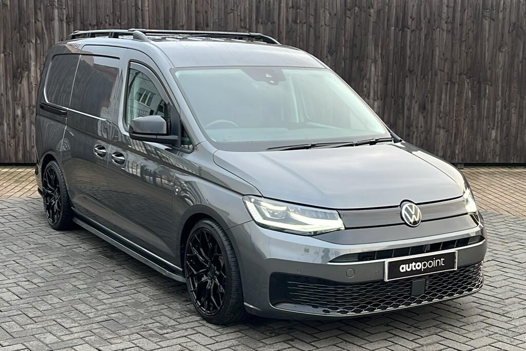 Main listing image - Volkswagen Caddy Maxi