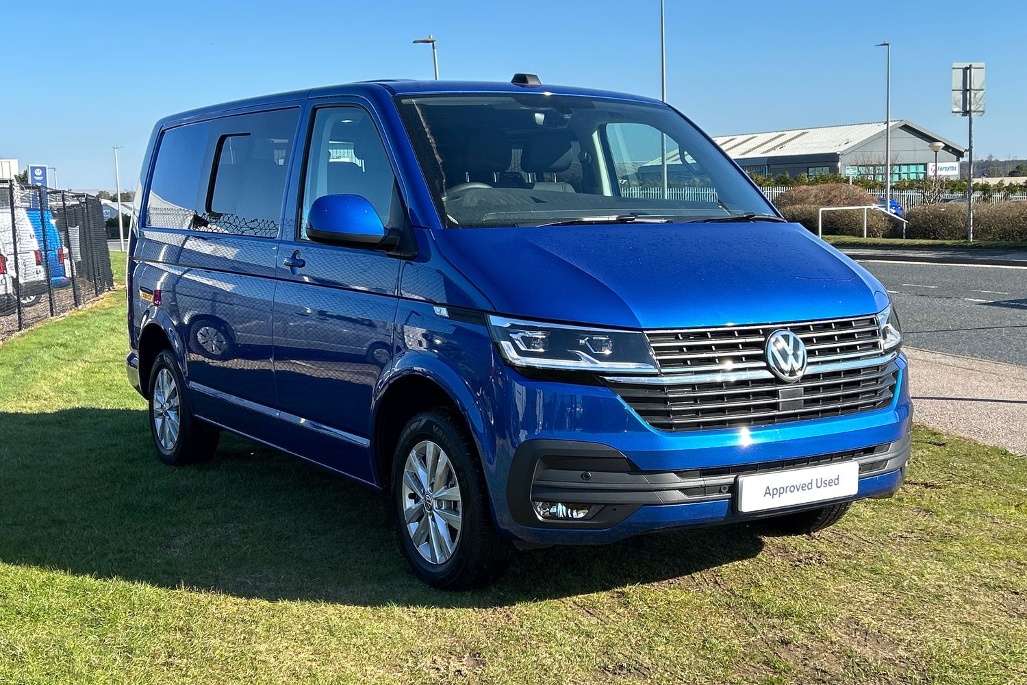 Main listing image - Volkswagen Transporter