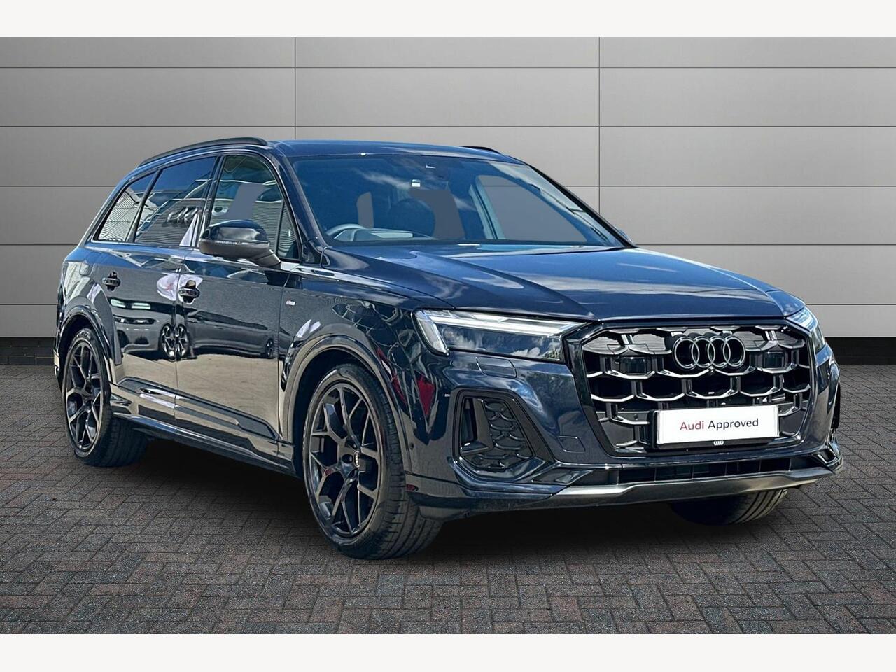 Main listing image - Audi Q7