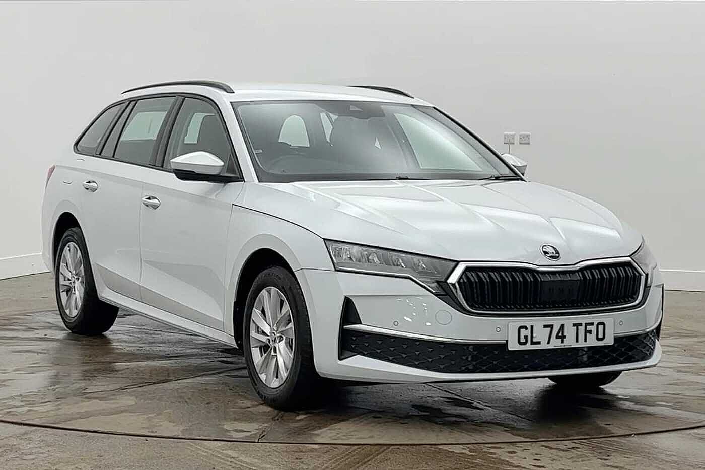 Main listing image - Skoda Octavia Estate
