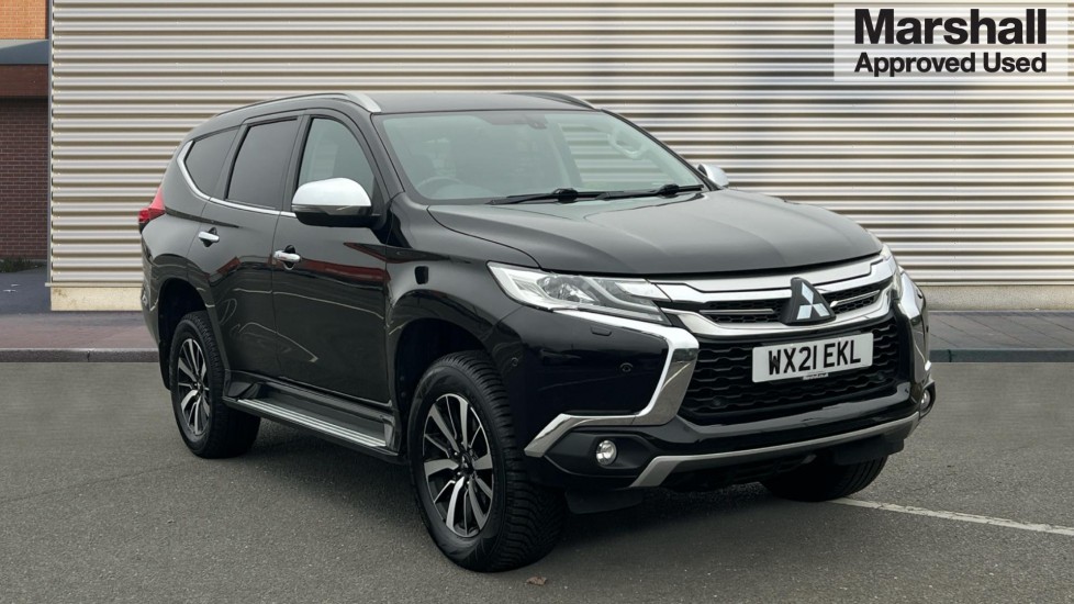 Main listing image - Mitsubishi Shogun Sport