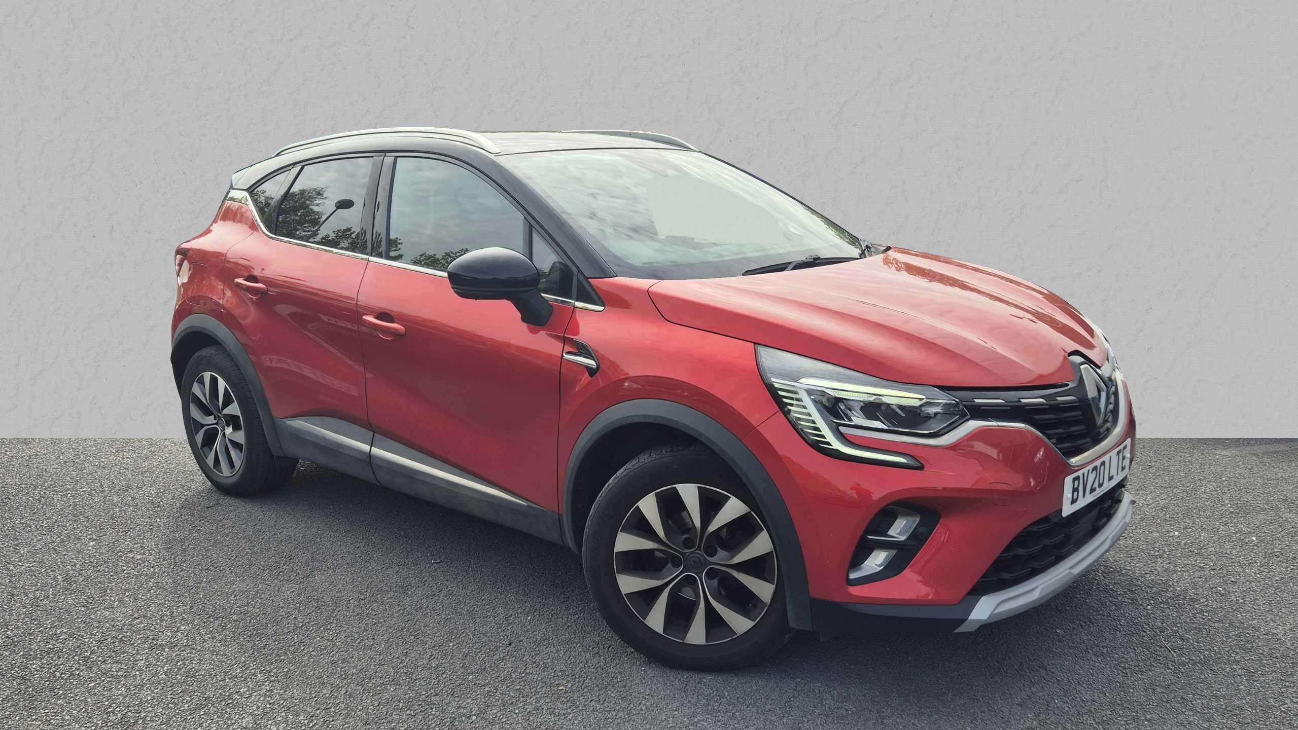 Main listing image - Renault Captur
