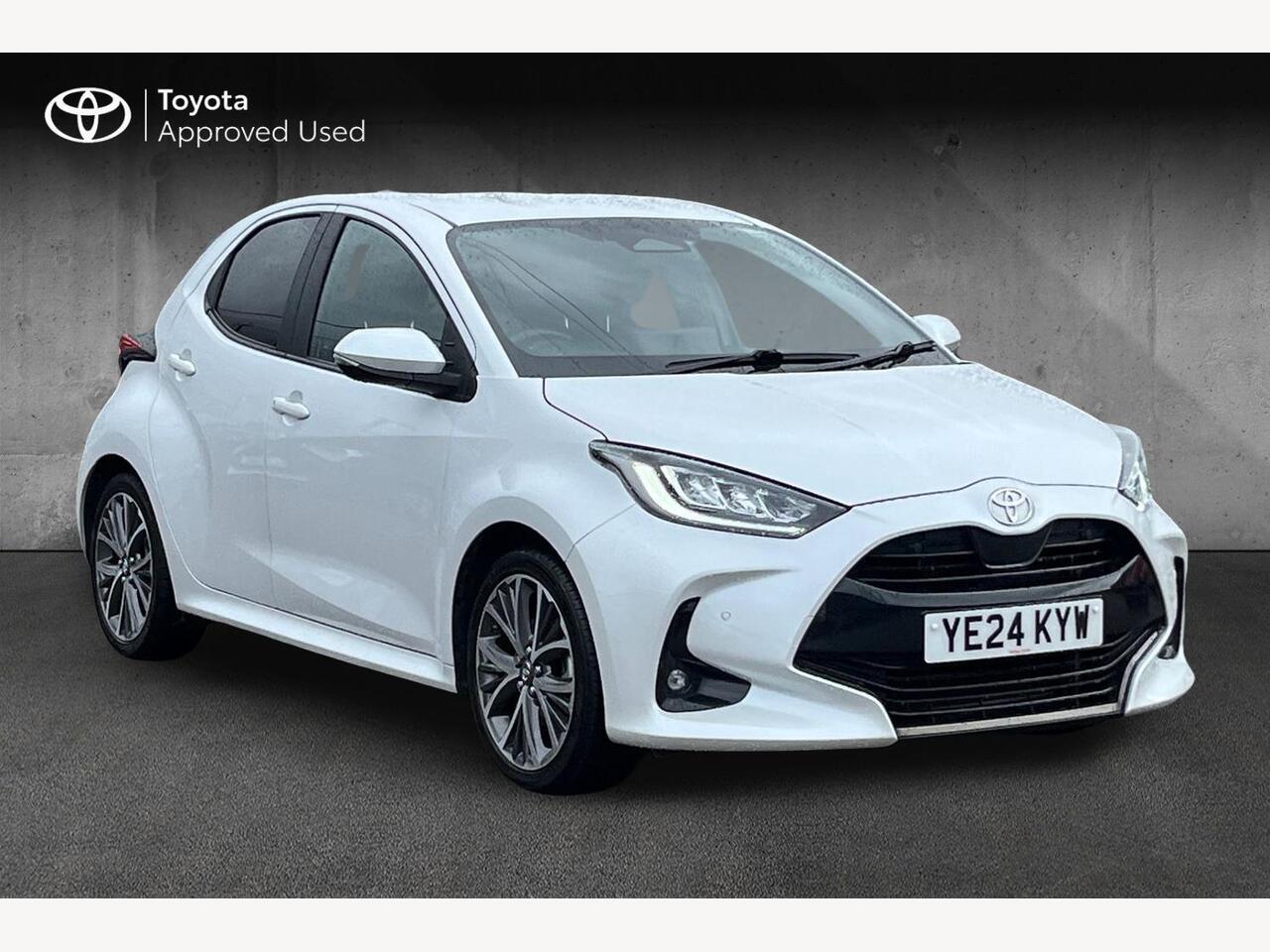 Main listing image - Toyota Yaris